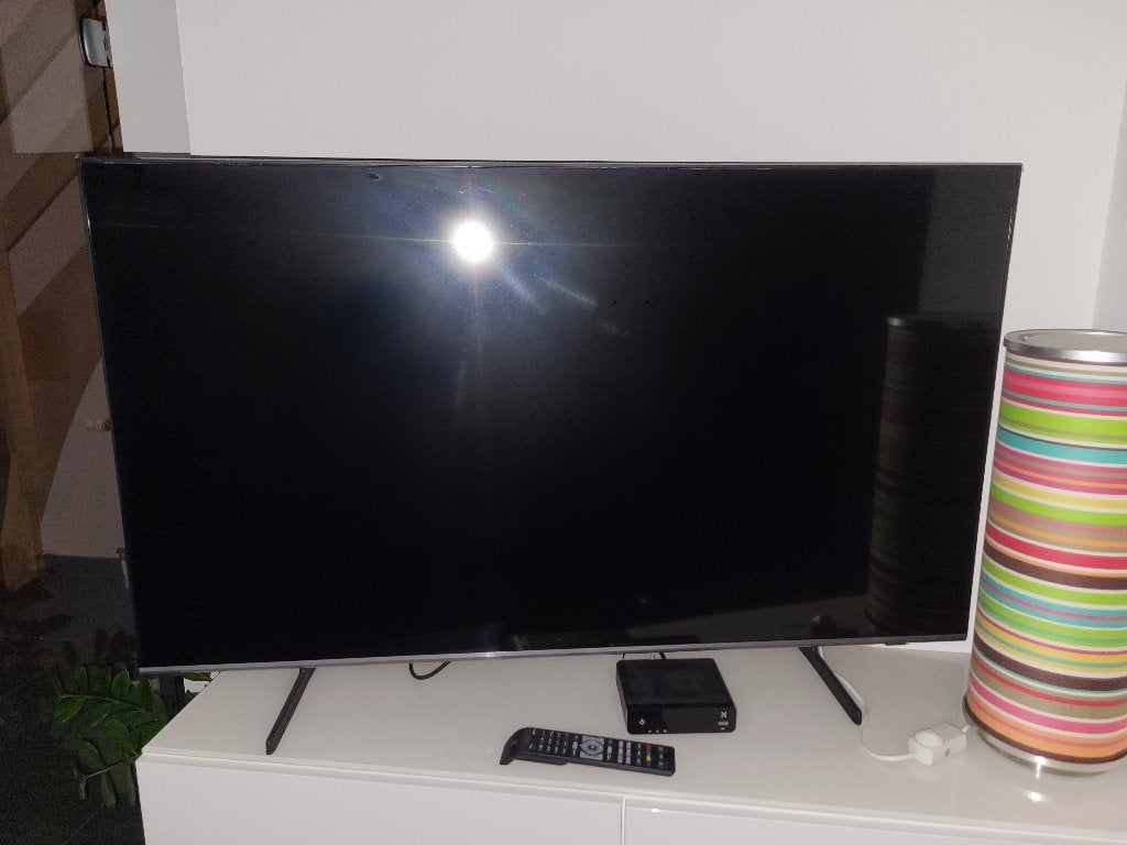 TV Samsung à réparer ou pour pièces détachées, QLED, Enlèvement, Ne fonctionne pas, 4k (UHD)