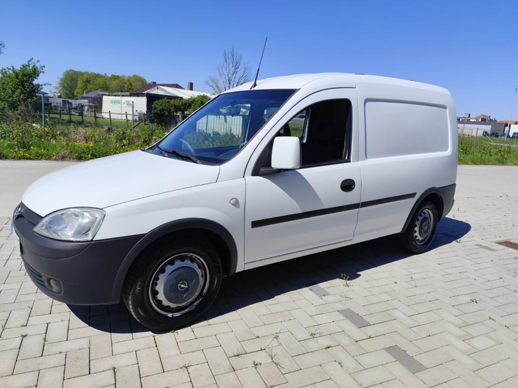 Magnifique attelage de remorque Opel Combo 1.3cdti avec clim, Achat, USB, Opel, Particulier
