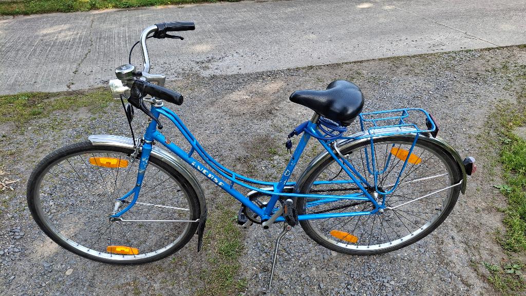 Goede simpele LUCASA damesfiets NIEUW REMMEN + alles in orde, Fietsen en Brommers, Ophalen, Gebruikt, Velgrem, Versnellingen