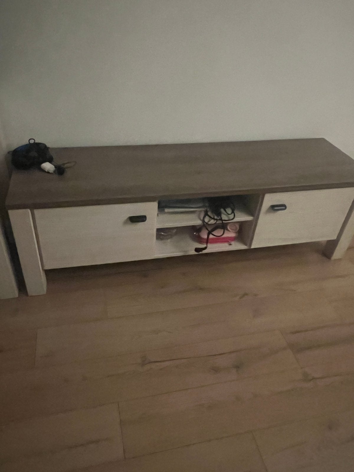 TV kast met zetel tafel! In nieuwe staat voor fotos bericht, Ophalen, Zo goed als nieuw