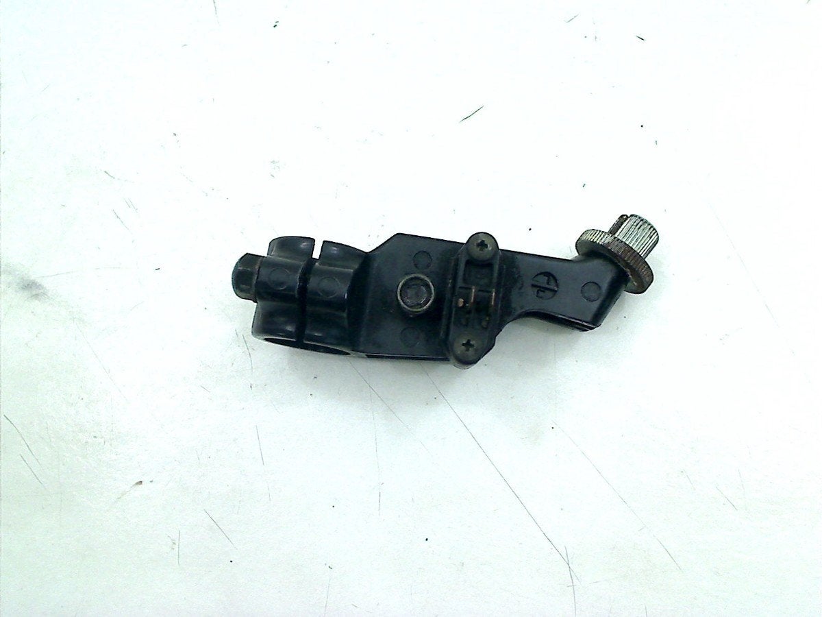 EMBRAYAGE LEVIER C GSF 600 Bandit 2000-2004 (GSF600 MK2), Dhr. S. di Majo, Utilisé, Info@cama-motorparts.nl, P.J. Troelstraweg 8 8
3144 CX  MAASSLUIS, NL