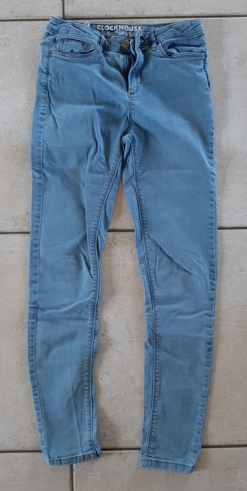Lichtblauwe skinny  jeans, Blauw, Clockhouse C&A, Ophalen of Verzenden, W30 - W32 (confectie 38/40)