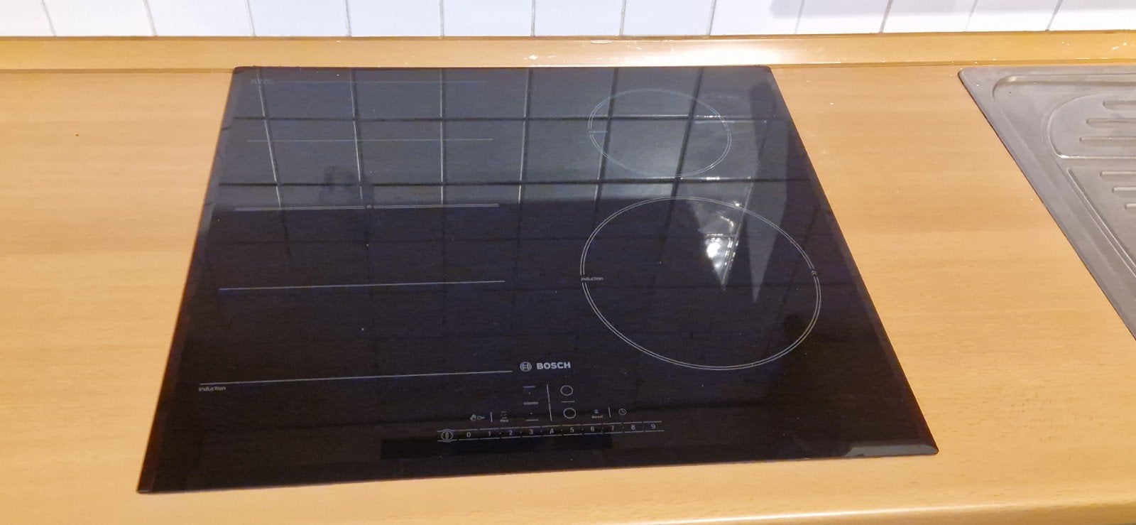 Taque de cuisson induction Bosch 60cm, Elektronische apparatuur, Ophalen, Gebruikt, Tussenbouw, 4 kookzones