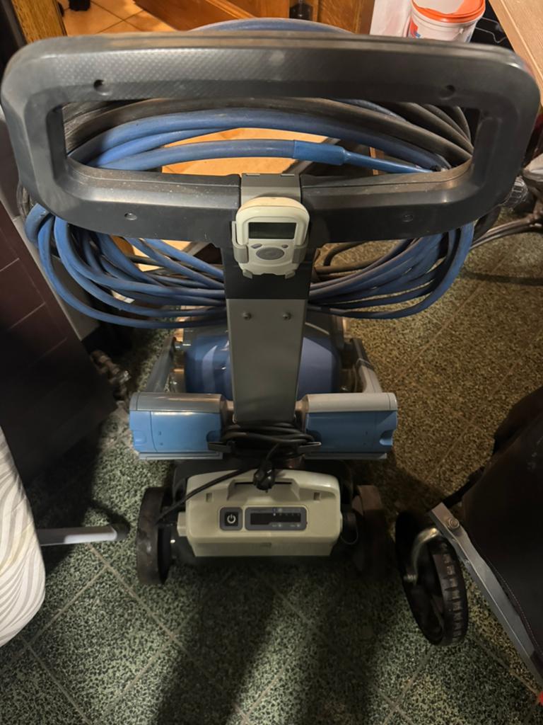 Robot de piscine Dolphine Supreme M500, Enlèvement, Comme neuf