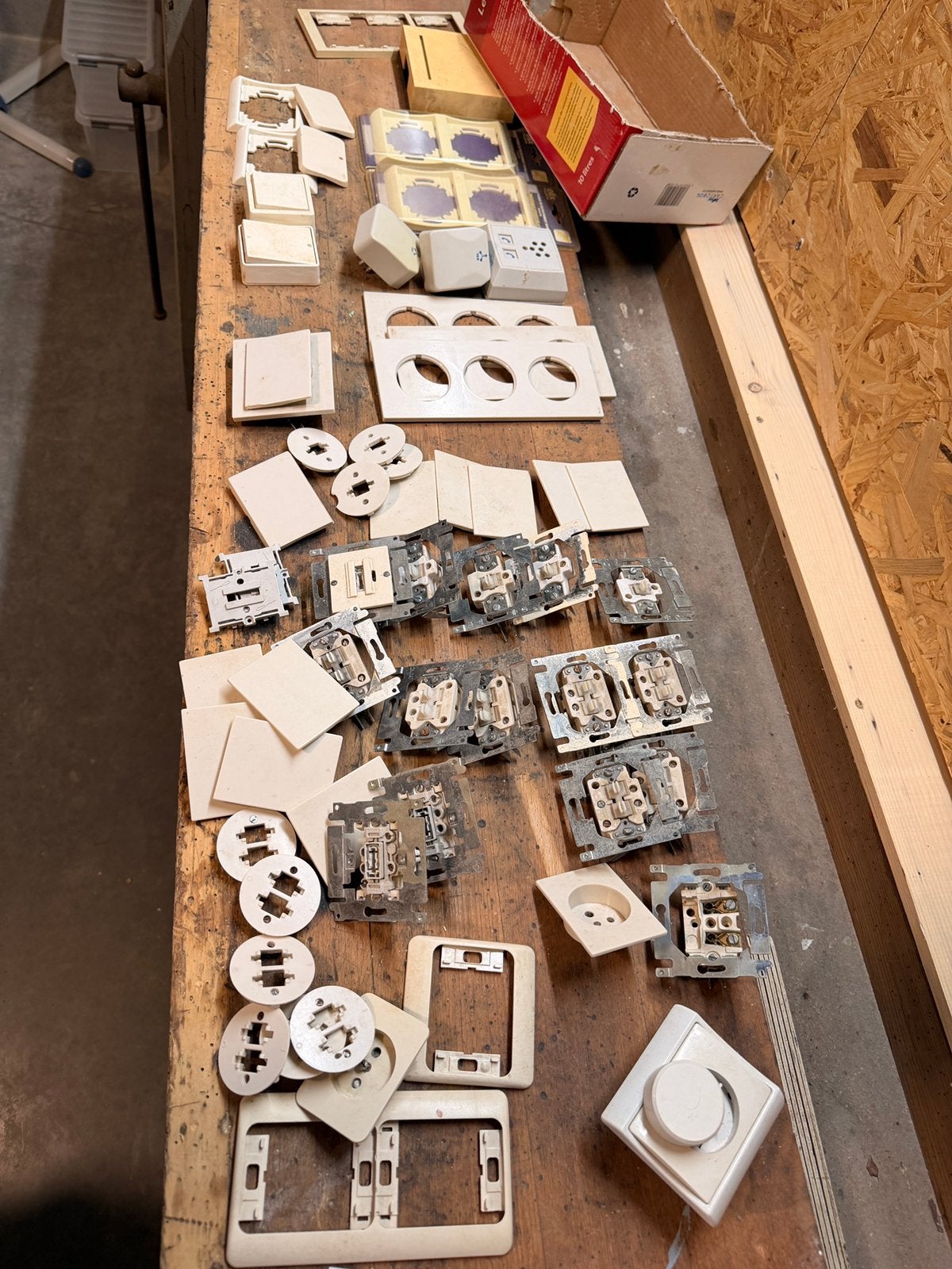 Schakel materiaal, Doe-het-zelf en Bouw, Ophalen, Gebruikt, Schakelaar