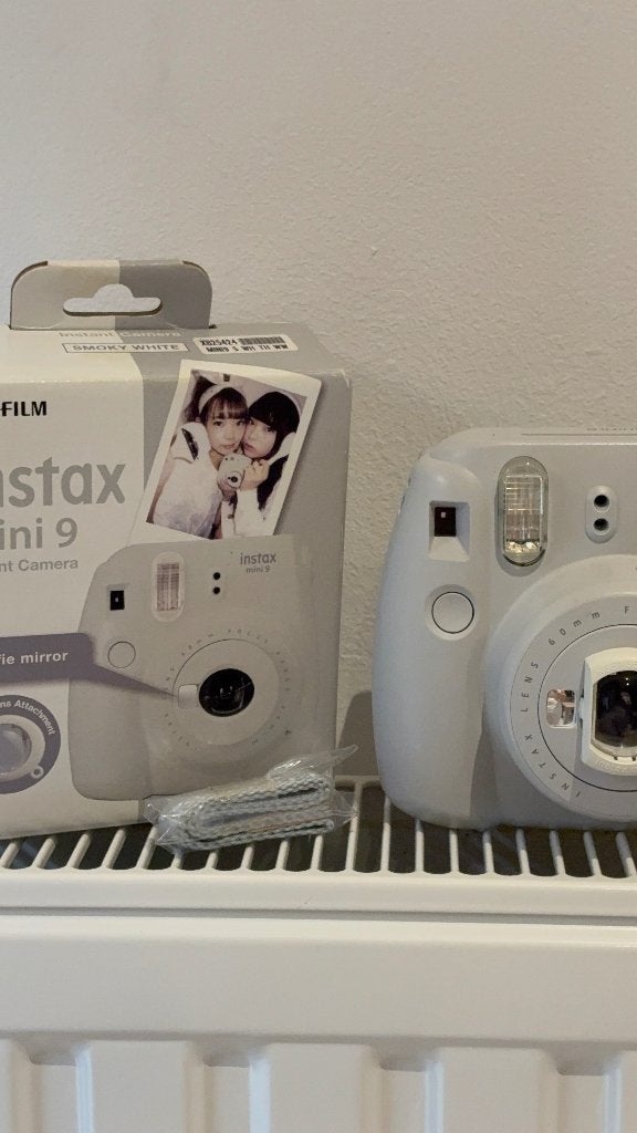 Instax Mini 9 Blanc (Smoky White) + Boîte et Accessoire, Ophalen, Zo goed als nieuw