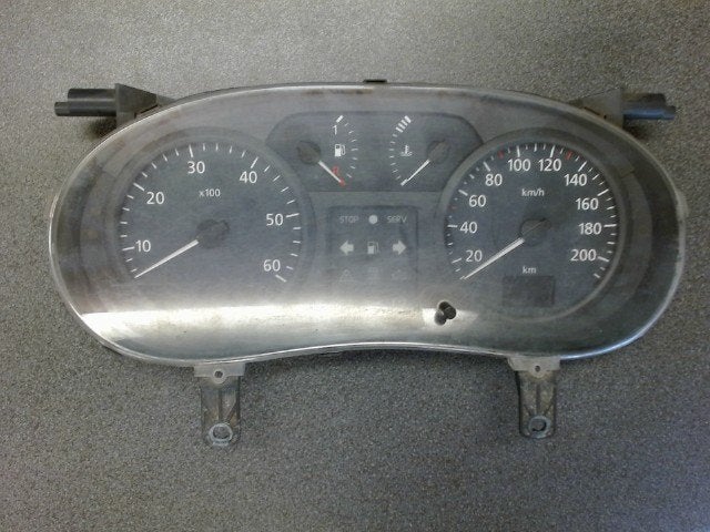 Compteur Renault Trafic 2 2006-2015 P8200252449 (550), Autos : Pièces & Accessoires, Enlèvement, Utilisé, Renault