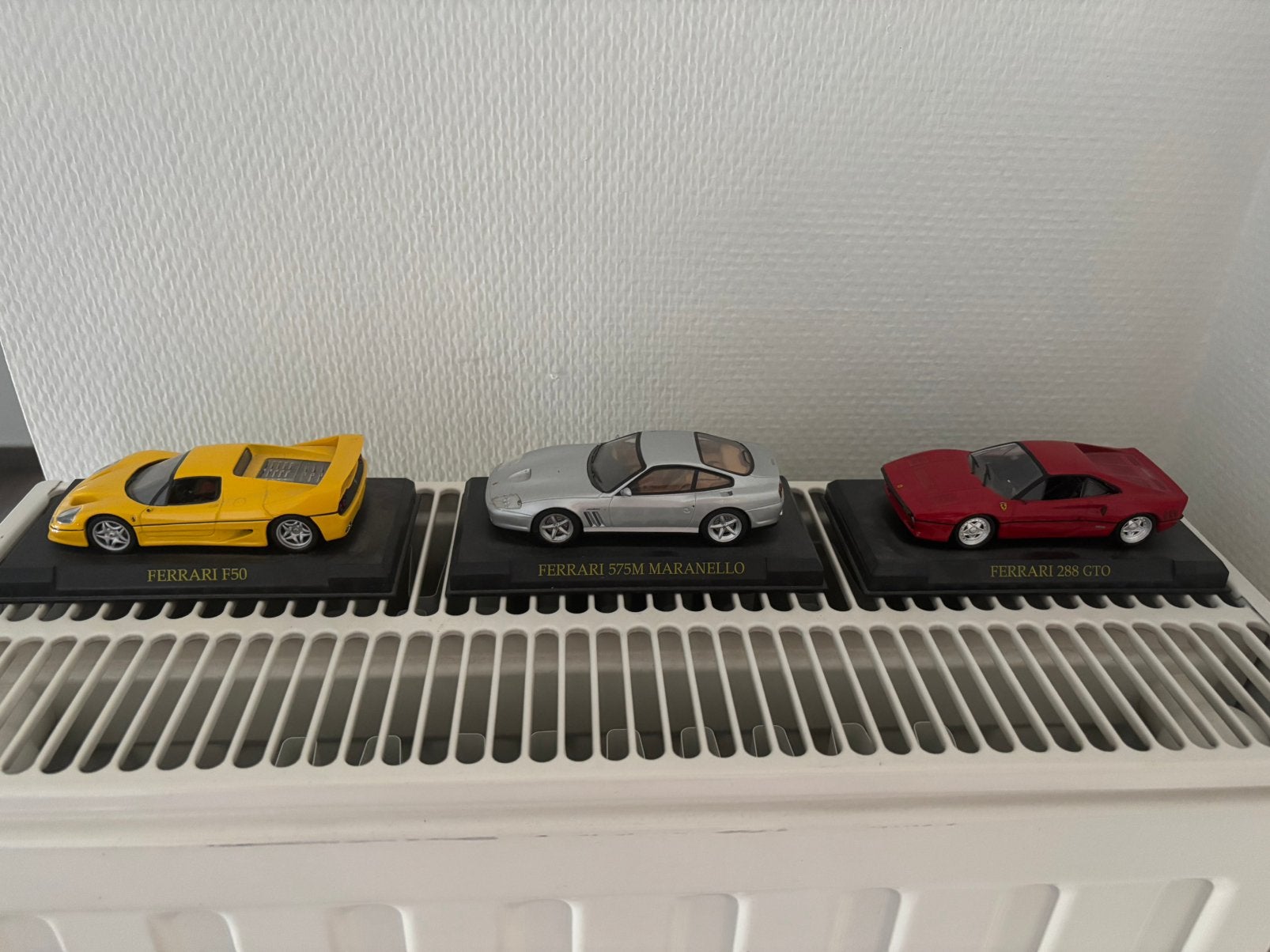Ferrari miniatuur auto’s, Hobby & Loisirs créatifs, Enlèvement, Comme neuf, Voiture