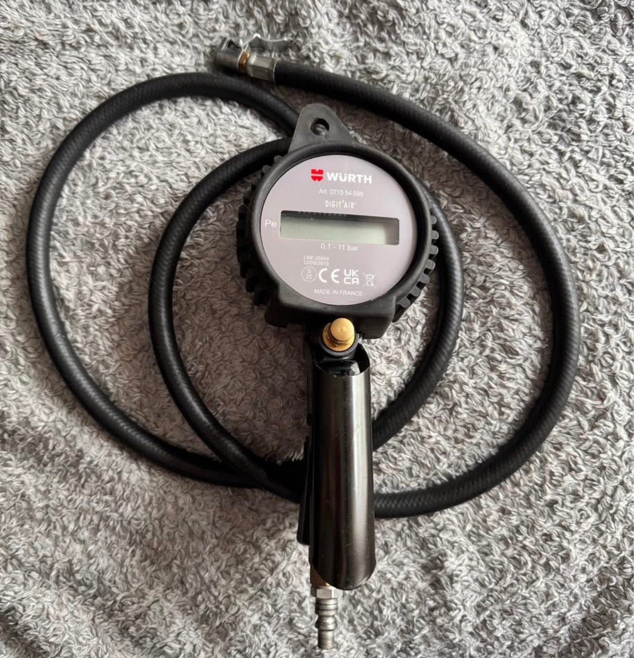 WÜRTH Digit’Air digitale bandenvuller / bandenspanningsmeter, Auto diversen, Ophalen, Zo goed als nieuw
