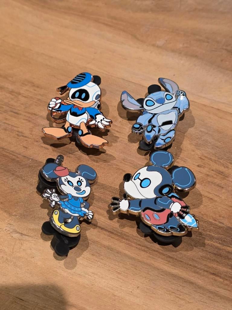 Disneyland robot pins, Verzamelen, Ophalen of Verzenden