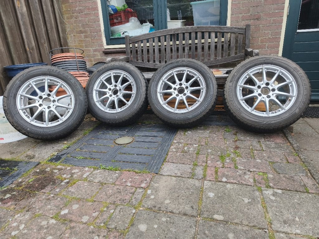 WinterVelgenset Mercedes Benz als nieuw, Autos : Pièces & Accessoires, Pneus et Jantes, Pneus hiver, 16 pouces, Véhicule de tourisme