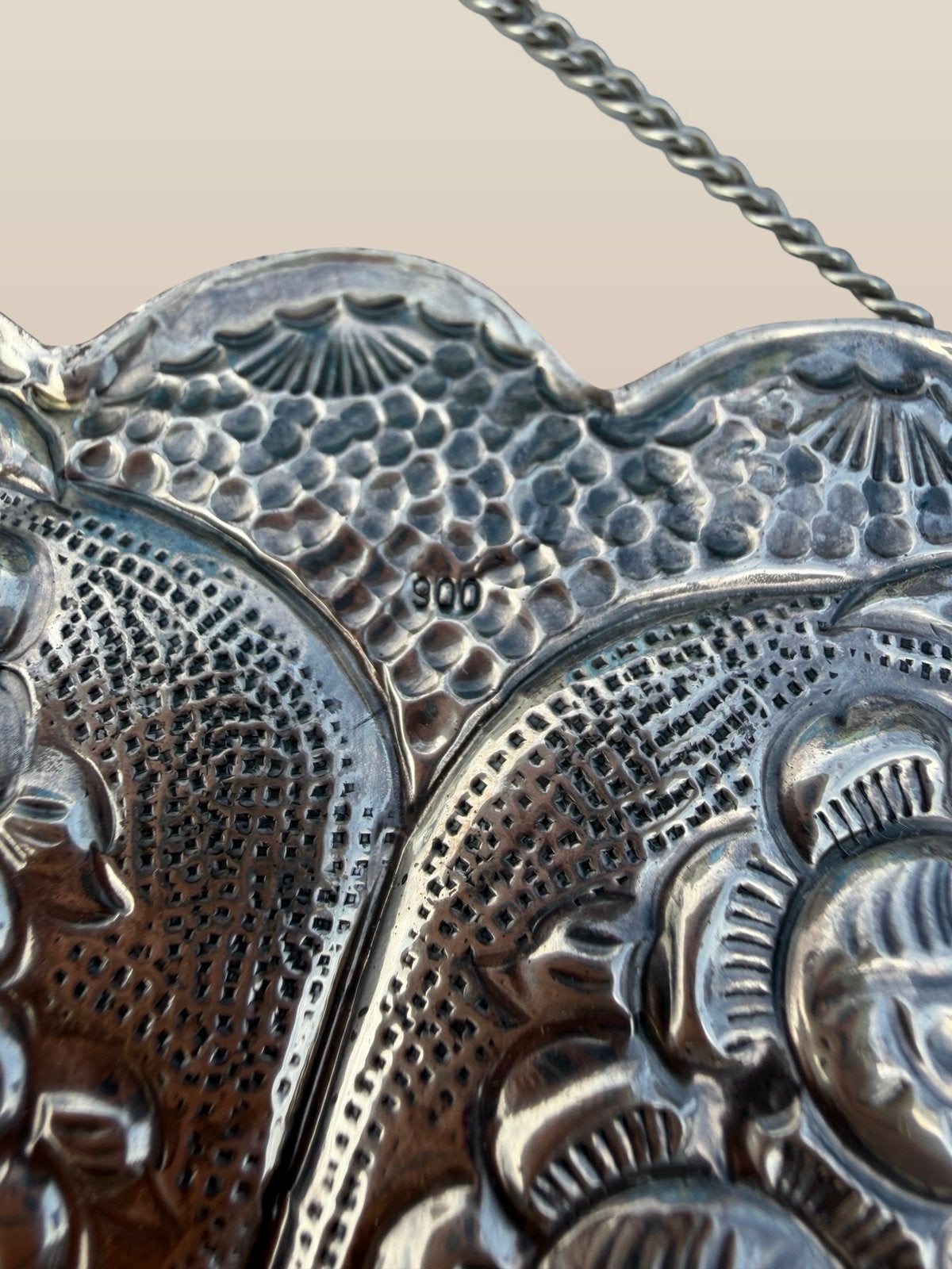 Antieke spiegel in reliëf van 900 sterling zilver, Ophalen of Verzenden, Zilver