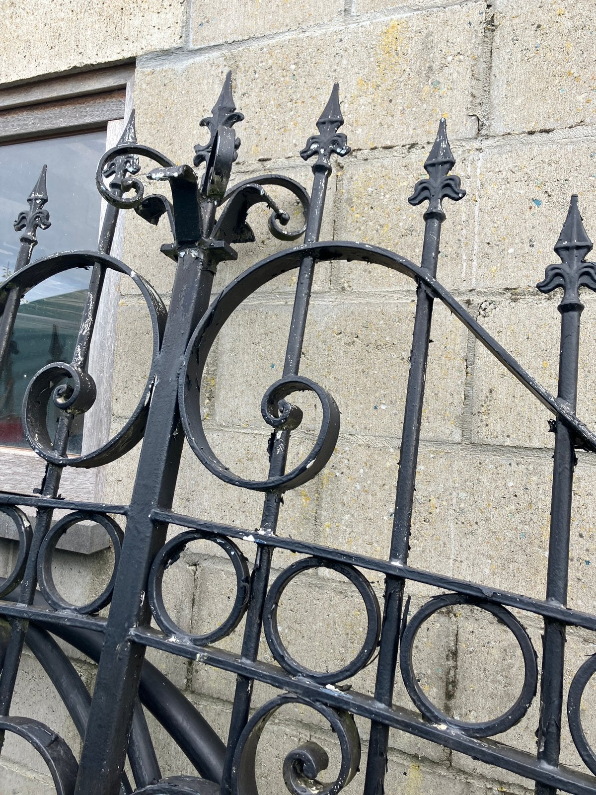 Smeedijzeren poort, Ophalen, Gebruikt