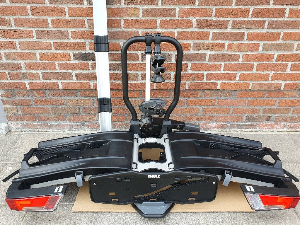 Thule Easyfold XT 933 als nieuw., Ophalen, Elektrische fiets, Zo goed als nieuw, 2 fietsen