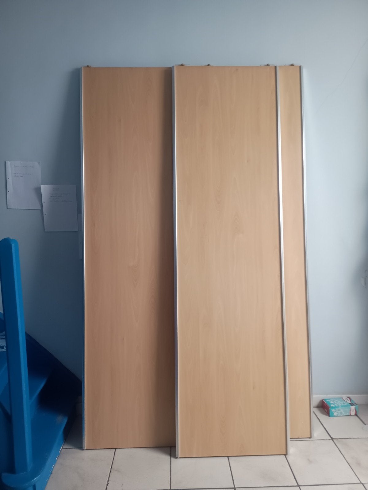 drie schuifdeuren van een inbouwkast - planken?, Huis en Inrichting, Ophalen, Met plank(en), 200 cm of meer, Inbouw-schuifdeuren
