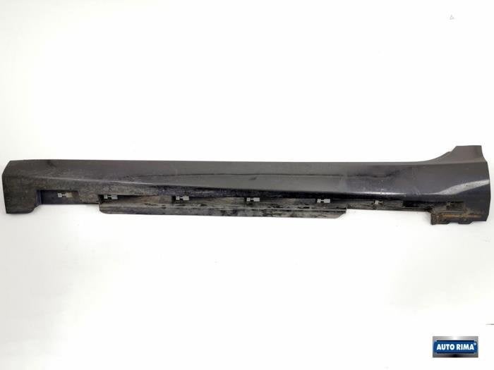 Dorpel links van een Volvo V40 (452), Gebruikt, -, -, Ophalen of Verzenden