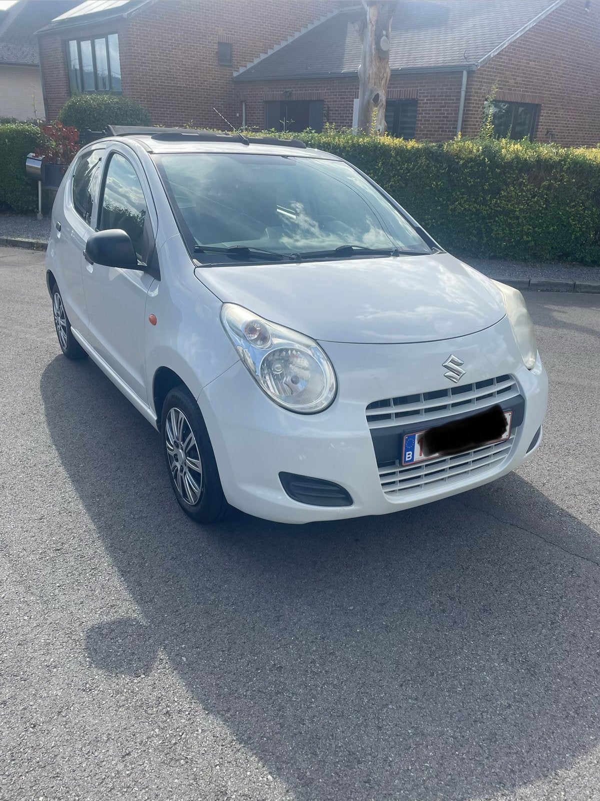 Suzuki alto 93.000km TOIT OUVRANT Prêt à immatriculer, Autos, Euro 5, Achat, Noir, 5 portes