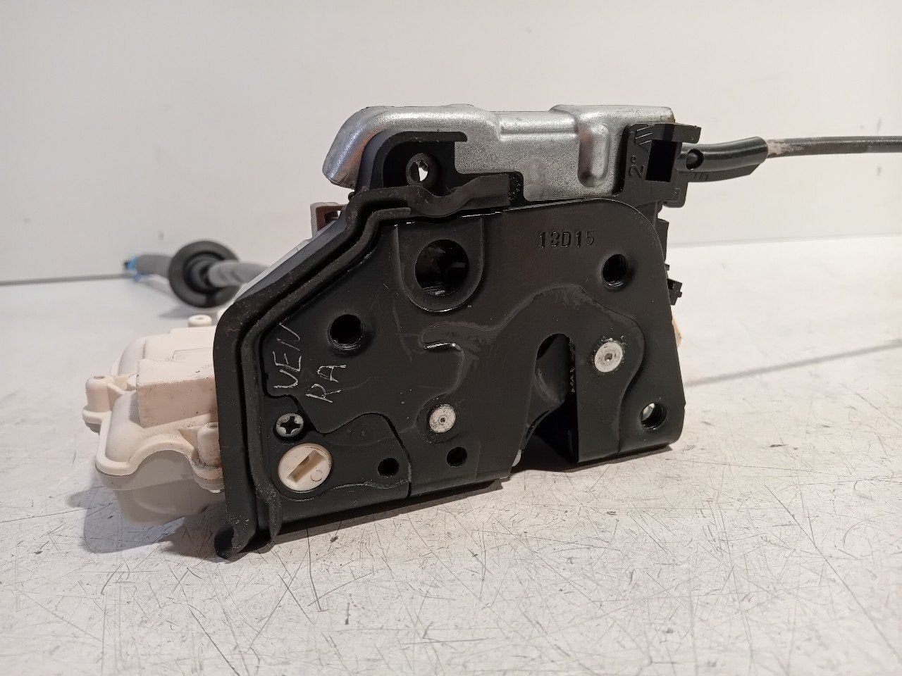 Slot mechaniek portier elektrisch centrale vergrendeling rec, Onderdelen@venauto.nl, Van der Ven Autorecycling B.V., Ettenseweg 76, 4706 PB Roosendaal, The Netherlands