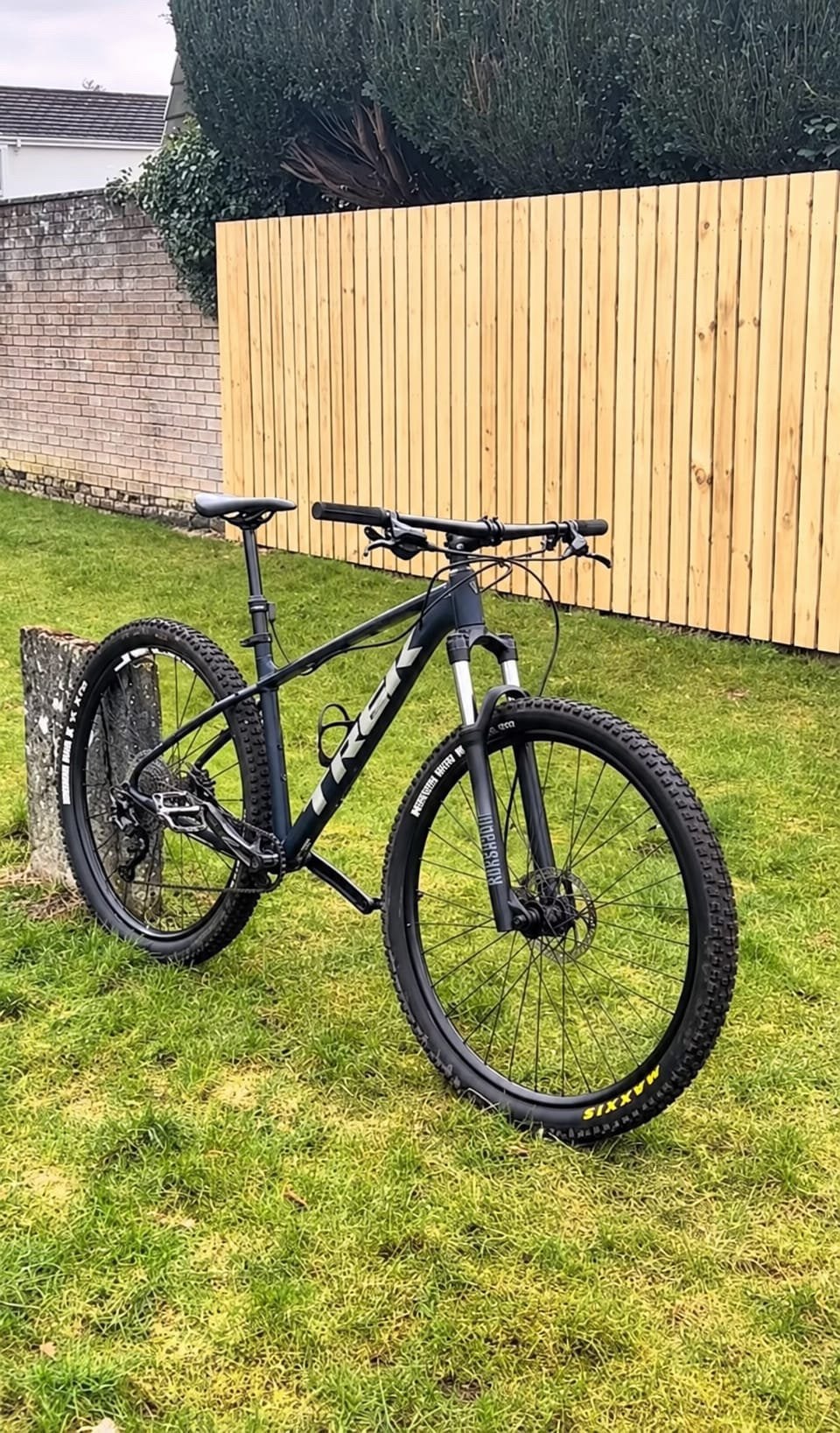 Trek Marlin 7 L. Parfait état, Vélos & Vélomoteurs, Neuf, Enlèvement, Frein à disque, Trek