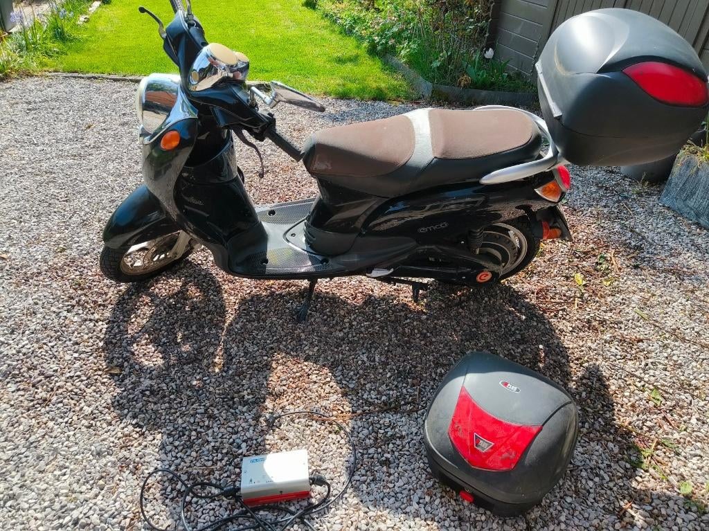 Elektrische scooter emco novi 45km/h, Fietsen en Brommers, Scooters | Vespa, Ophalen, Gebruikt, Overige modellen, Elektrisch