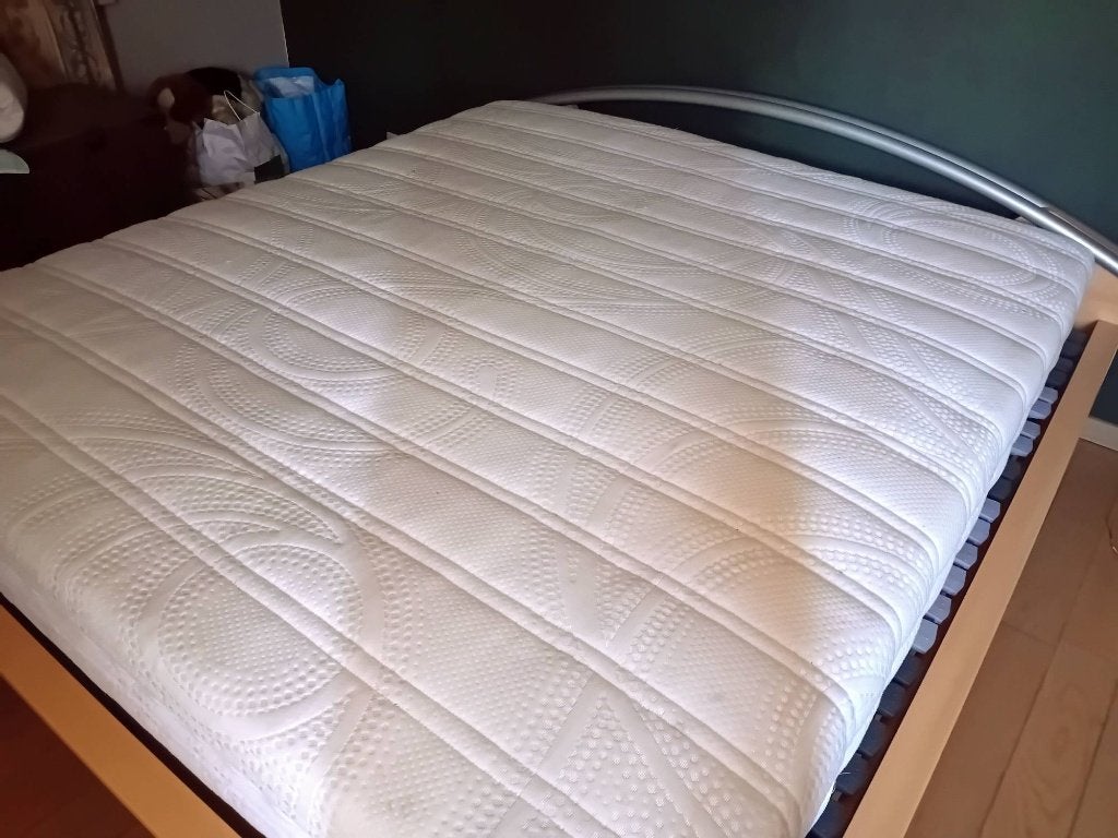 Matras 180 x 200 x 18, Huis en Inrichting, Slaapkamer | Matrassen en Bedbodems, Ophalen, Gebruikt, Tweepersoons, Matras