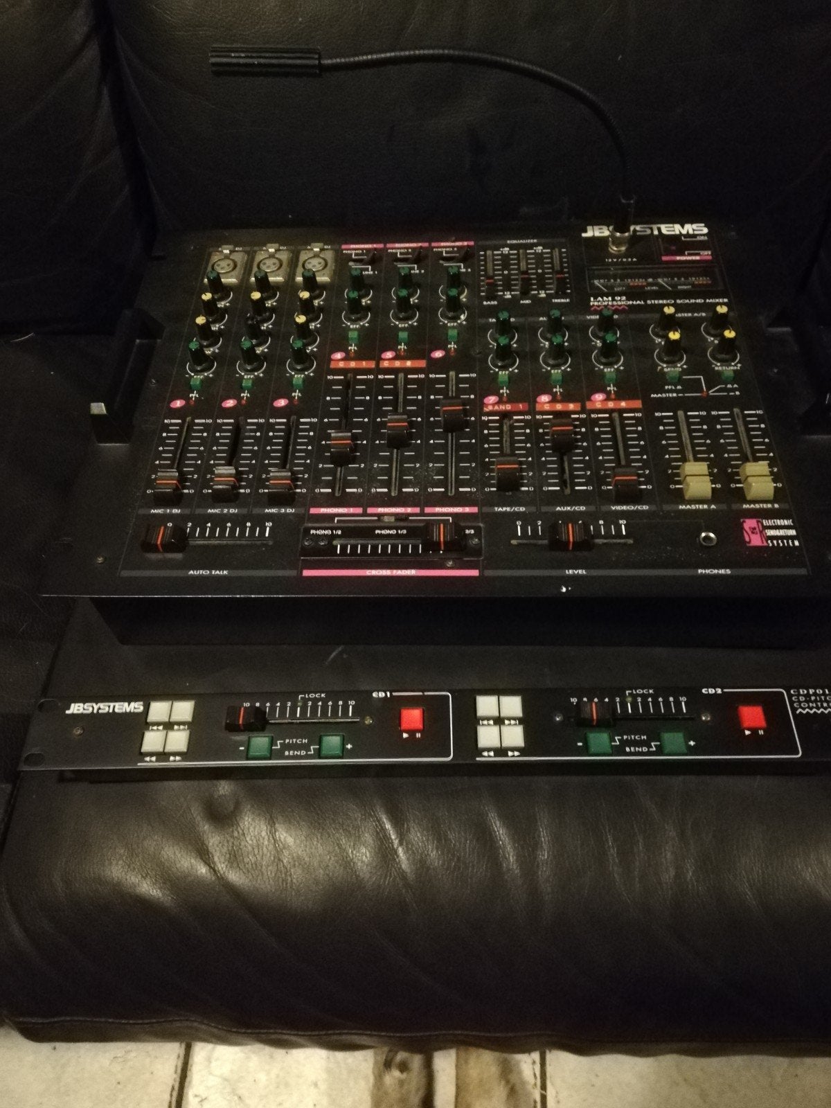 JB SYSTEMS LAM 92 Pro stereo sound mixer + pitch control, Muziek en Instrumenten, Ophalen, Zo goed als nieuw