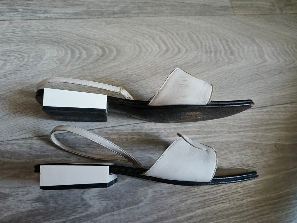 Sandales Nando Muzi 36 en cuir blanc, Enlèvement ou Envoi, Nando Muzi, Porté, Blanc
