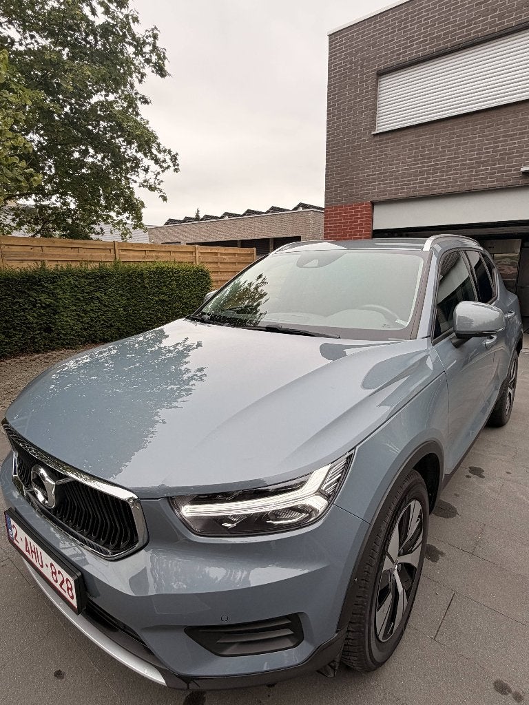 Volvo XC40 Momentum pro, Autos, Achat, Euro 6, Autres couleurs, Noir