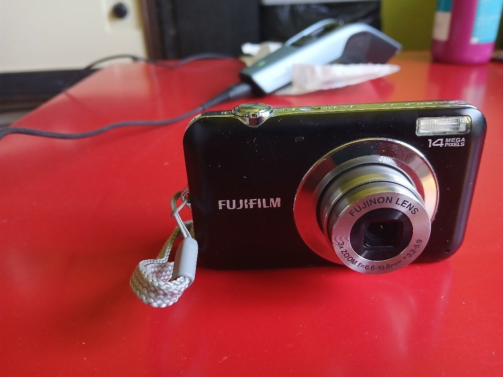 appareil photo FUJIFILM FinePix jv150, Audio, Tv en Foto, Fotocamera's Digitaal, Ophalen, Gebruikt, Compact, 4 t/m 7 keer