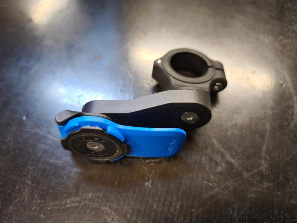 Quadlock support moto, Motoren, Accessoires | Navigatiesystemen, Ophalen, Zo goed als nieuw
