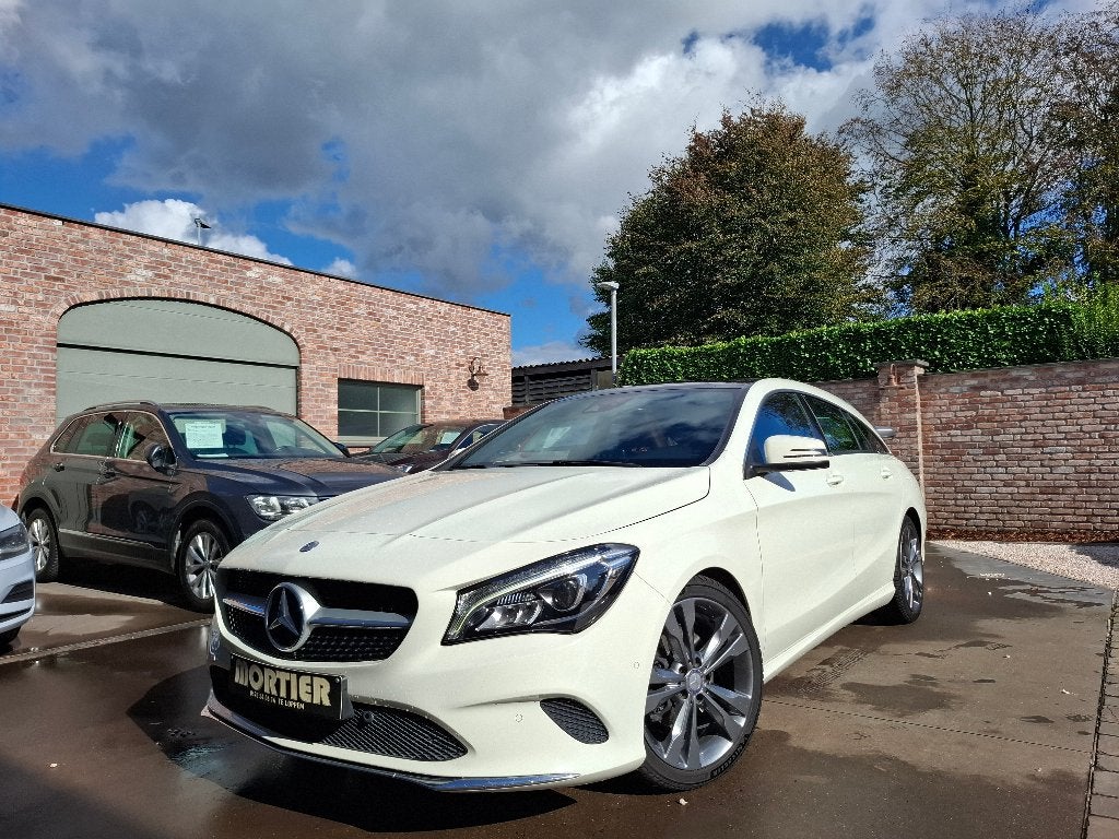 Mercedes CLA180i/122pk/Amper 65000km,Leder,Xenon,Navi,Pdc,Cc, CLA, Euro 6, 4 cilinders, Wit
