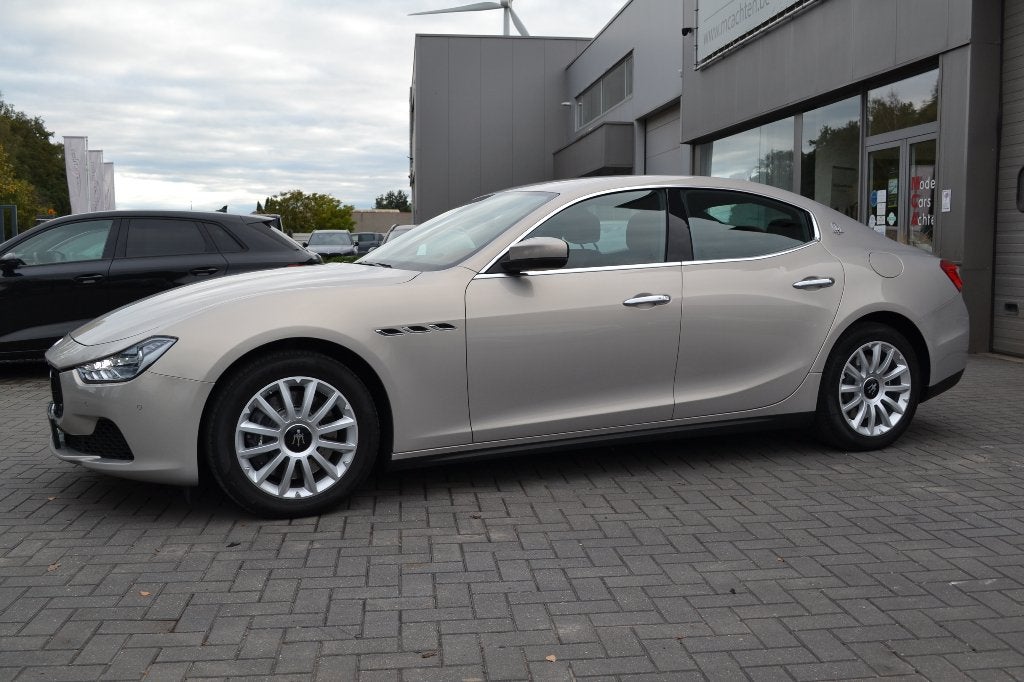 Maserati Ghibli 3.0 V6 BiTurbo * 1ste eigenaar * Belg. wagen, Auto's, Automaat, Achterwielaandrijving, 207 g/km, Euro 6