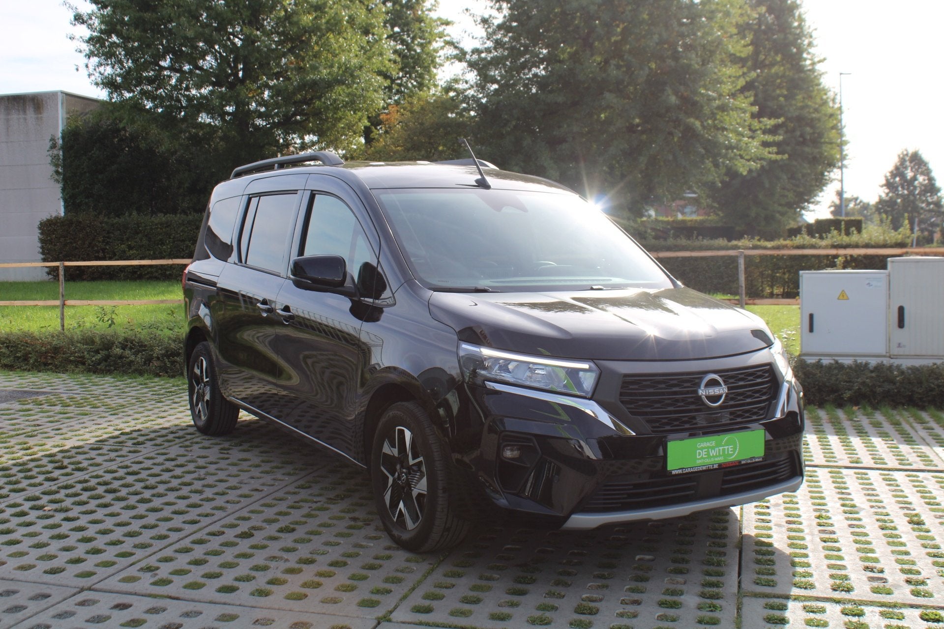 Nissan Townstar Combi Tekna L2H1 (7 Zitplaatsen) (bj 2025), Auto's, Automaat, Head-up Display, Gebruikt, Overige kleuren