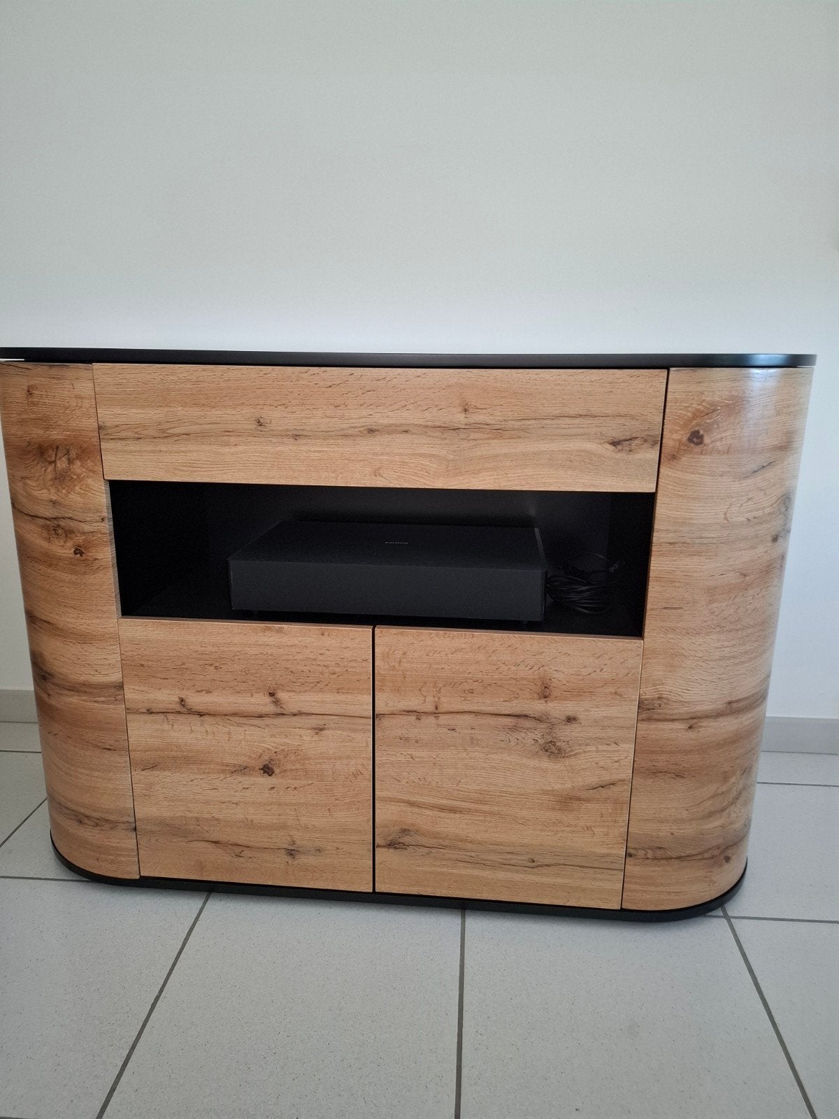 Tv kast, Ophalen