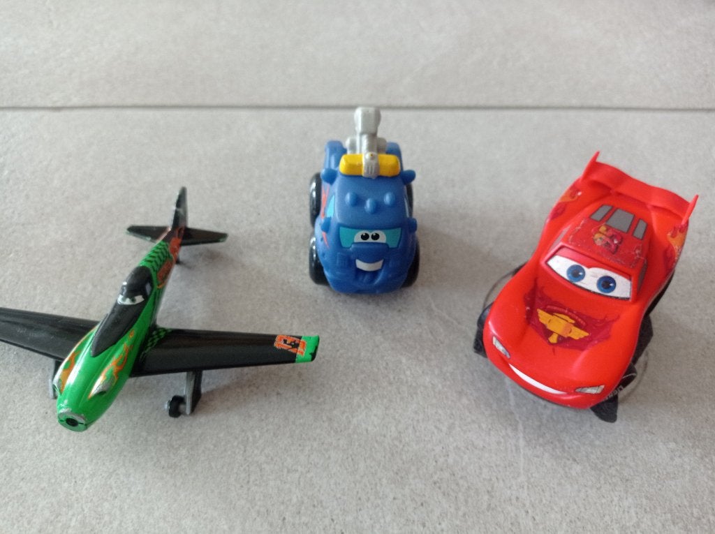 Cars figuurtjes, Verzamelen, Ophalen, Zo goed als nieuw