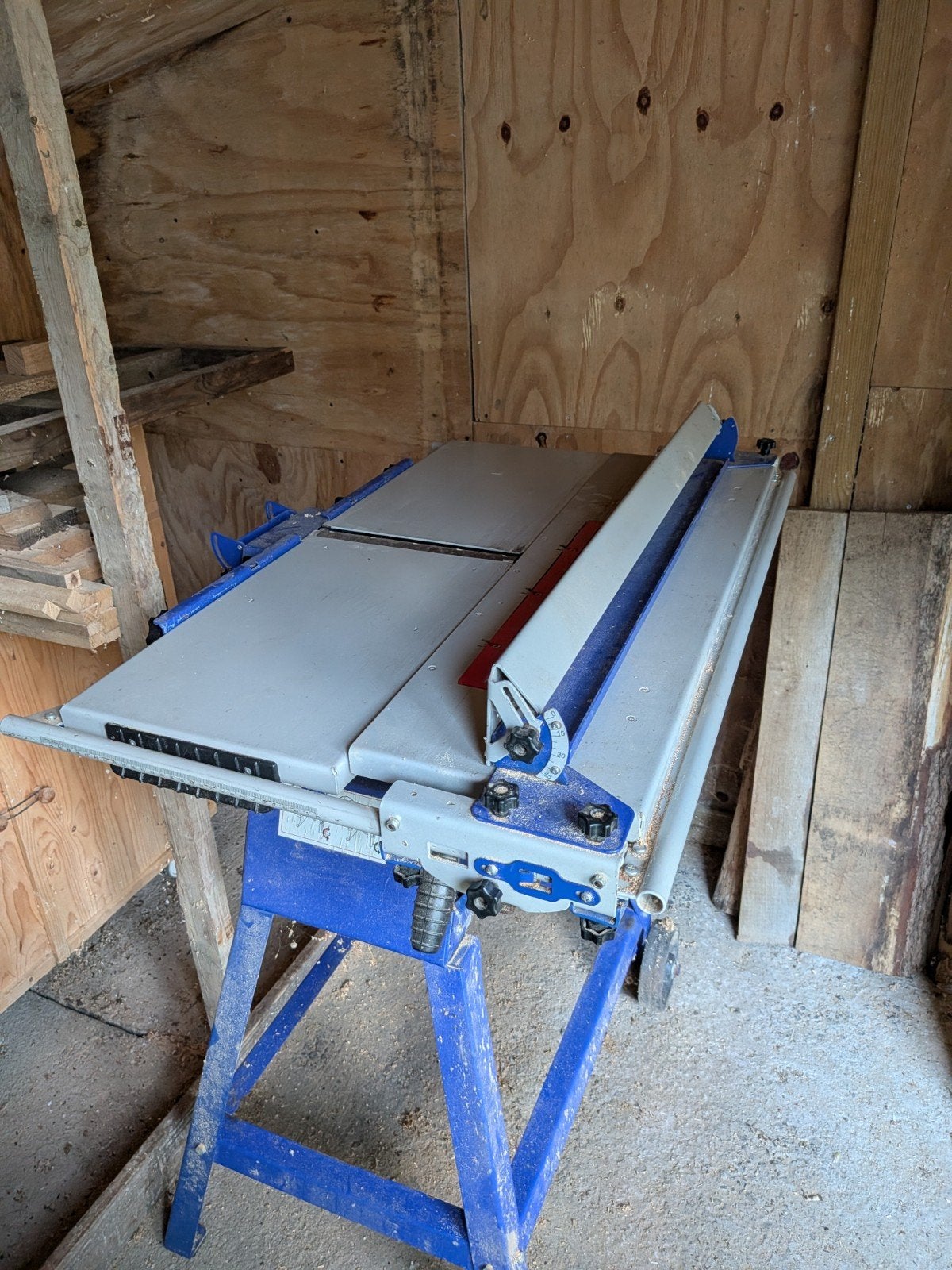 Combine belmash sdmr 2500, Enlèvement, Utilisé