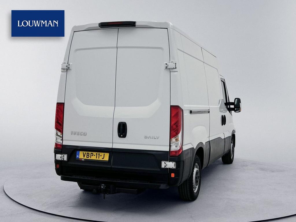 Iveco Daily 35S14V 2.3 352 Luchtgeveerde stoel Trekhaak 3500, Iveco, Wit, Bedrijf, Onderhoudsboekje