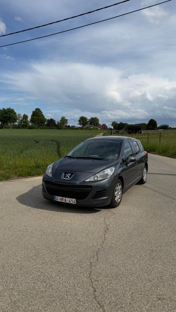 Peugeot 207sw - 1.4 essence - 2010 - parfait état, Achat, Particulier, Essence