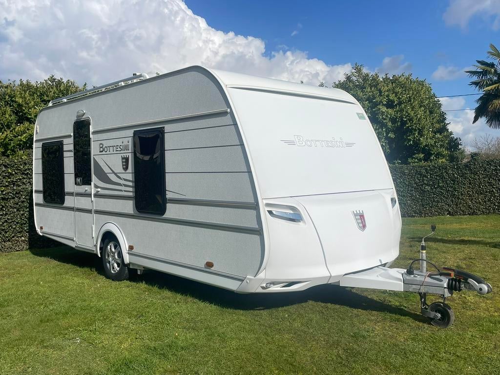 IN NIEUW STAAT! Tabbert 480, 4 pers. Bj 2019, Mover,Tent, Caravanes & Camping, Caravanes, Entreprise, jusqu'à 4, Banquette en rond