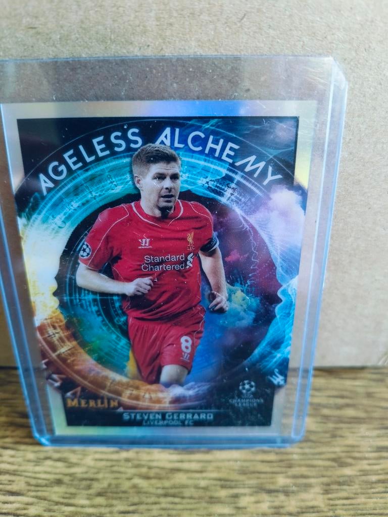 Topps Merlin Steven Gerrard Liverpool Legend, Ophalen of Verzenden