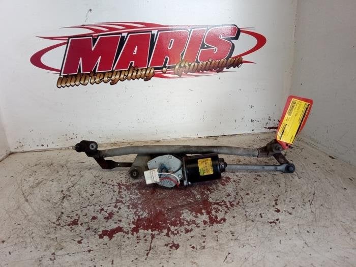 Moteur + mécanique essuie-glace d'un Peugeot 106, -, -, 3 mois de garantie, Utilisé