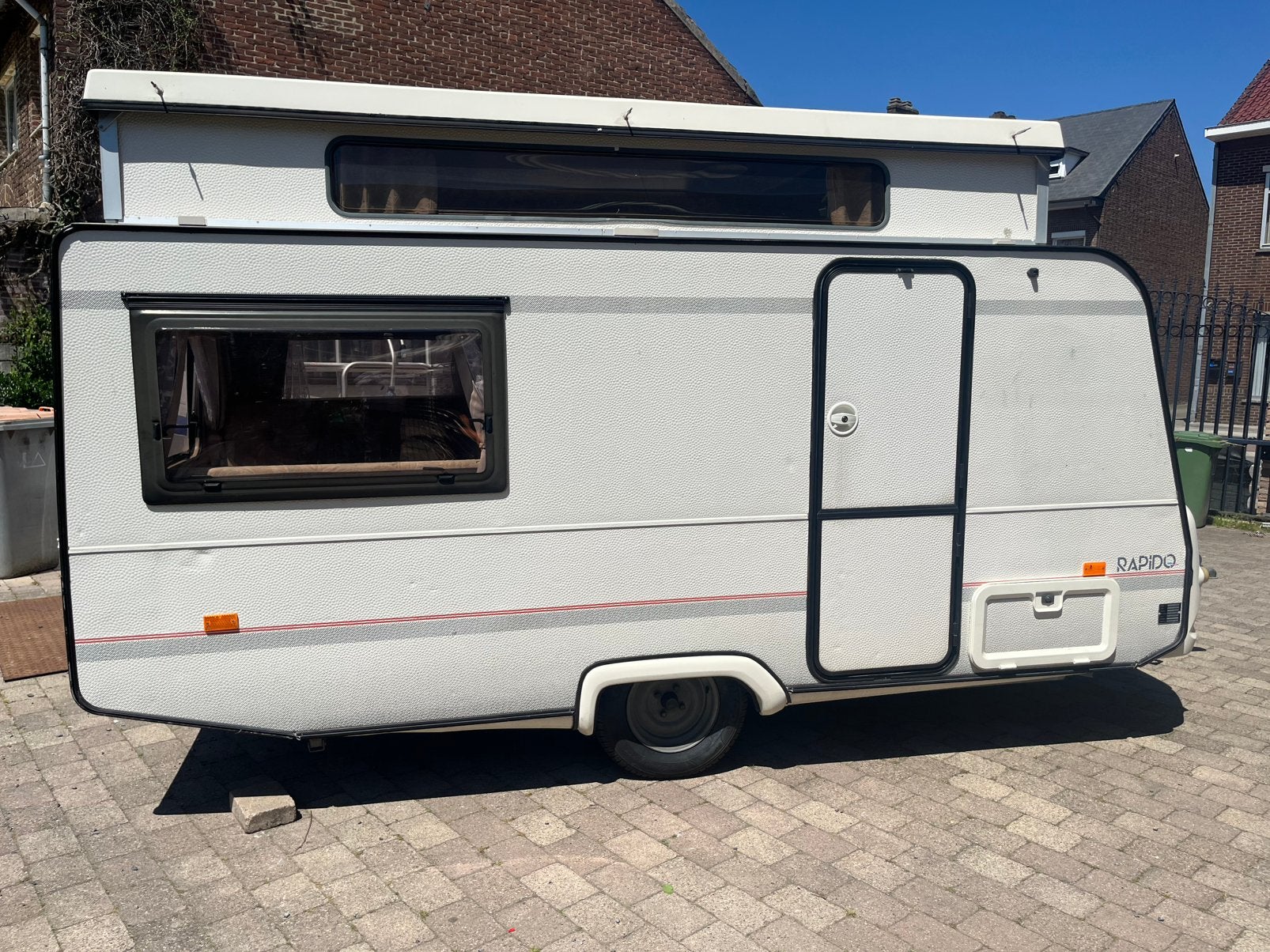 Caravan rapido hefdak, Omvormbare zithoek, Treinzit, 500 - 750 kg, Tot en met 4
