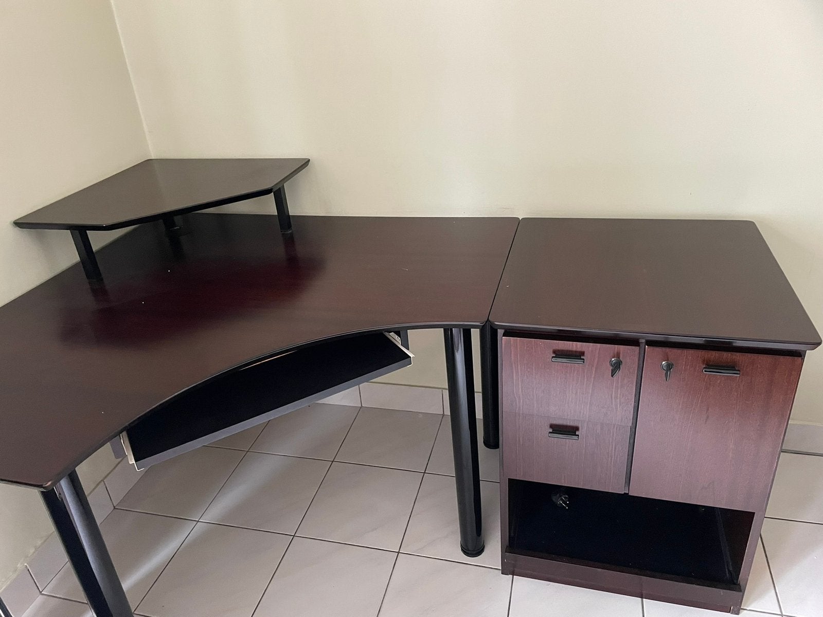Bureau te koop, Ophalen, Zo goed als nieuw