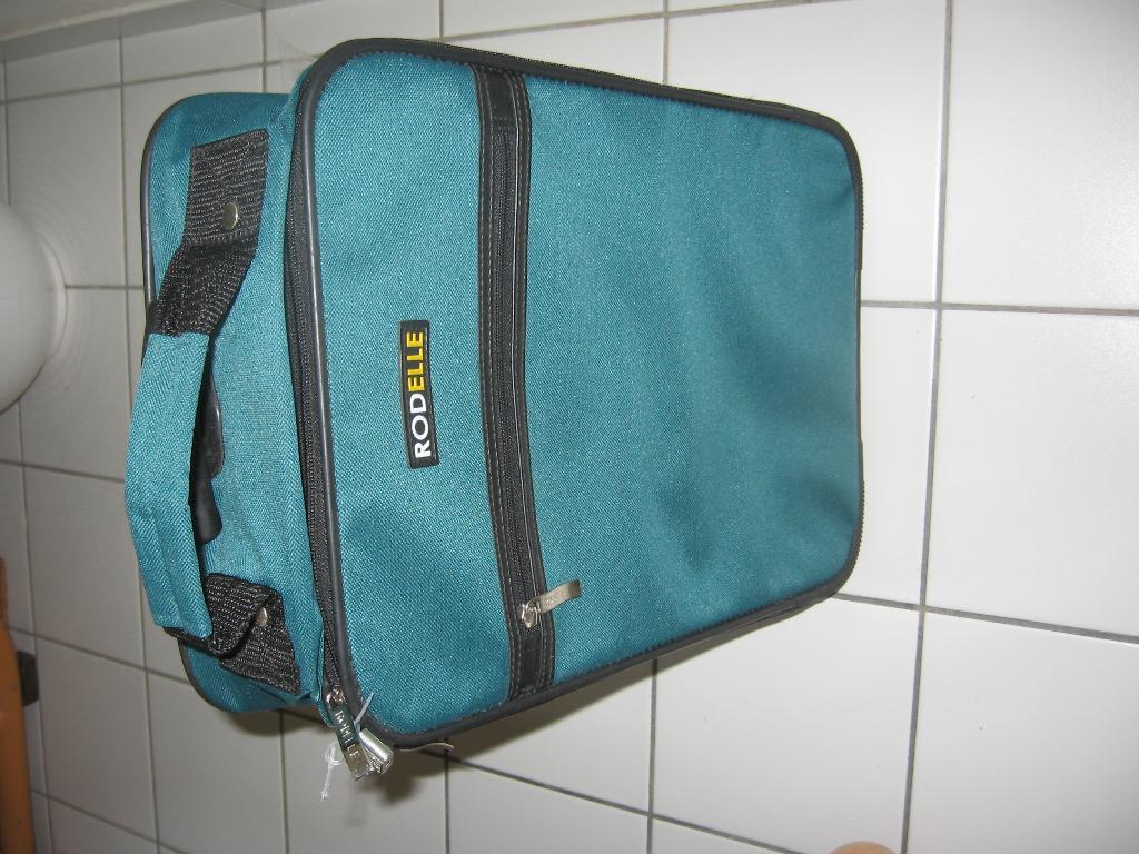 Valise Rodelle de cabine de couleur vert turquoise, Bijoux, Sacs & Beauté, Valises, Neuf, Autres matériaux, Moins de 50 cm, Moins de 35 cm
