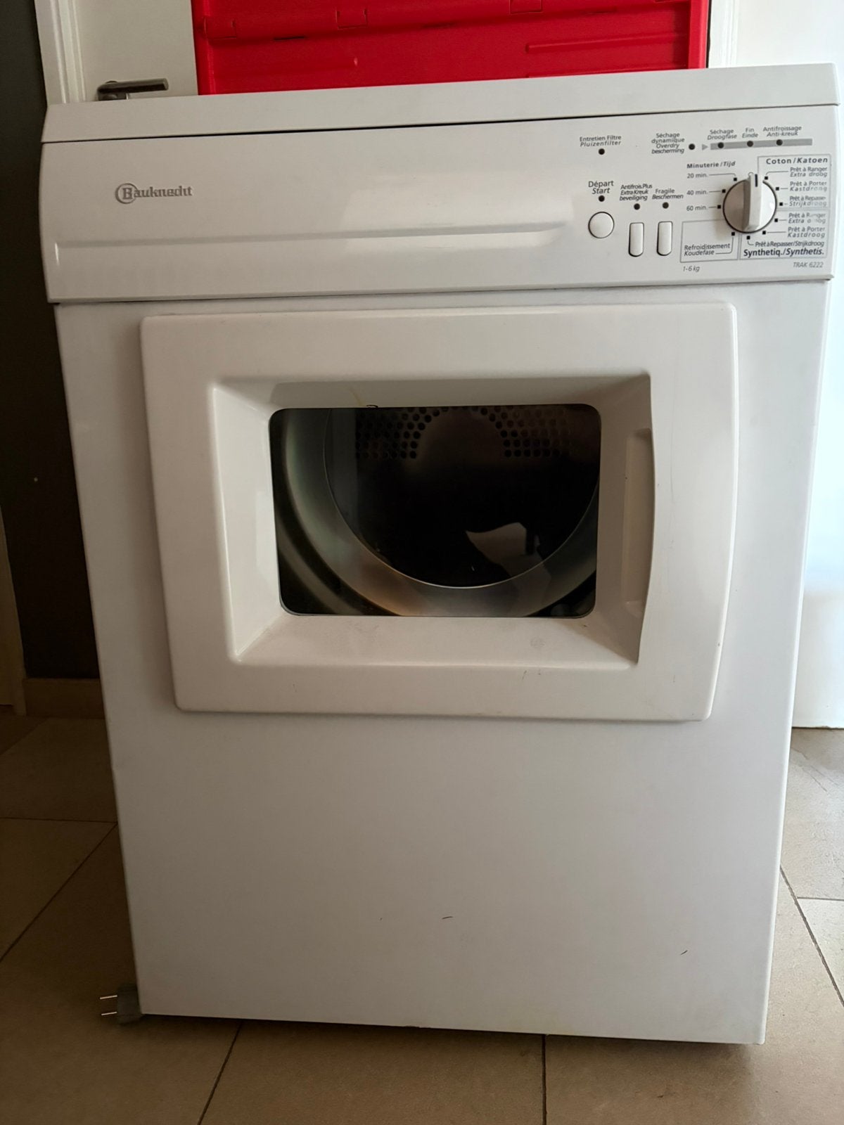 Droogkast whirlpool, 6 à 8 kg, Évacuation d'air, Chargeur frontal, Enlèvement