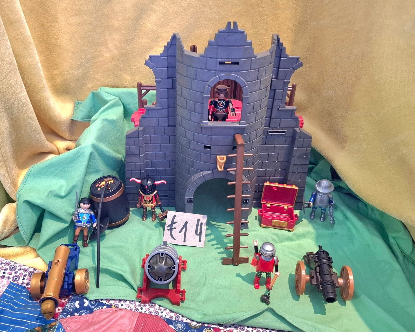 Playmobil ridderkasteel en toebehoren