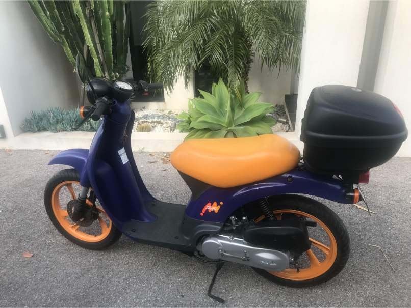 veiling honda brommer sgx50, Fietsen en Brommers, Ophalen, Overige modellen, Klasse B (45 km/u), Zo goed als nieuw