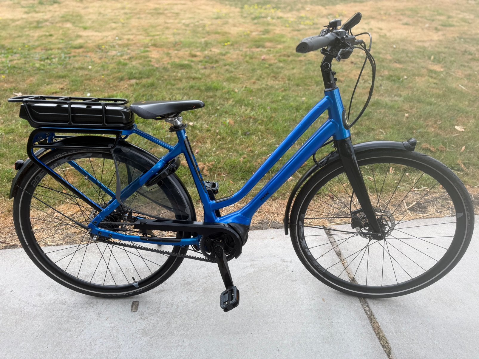 Electrische giant middenmotor met belt aandrijving, Fietsen en Brommers, Ophalen, Giant, Zo goed als nieuw, 47 tot 51 cm