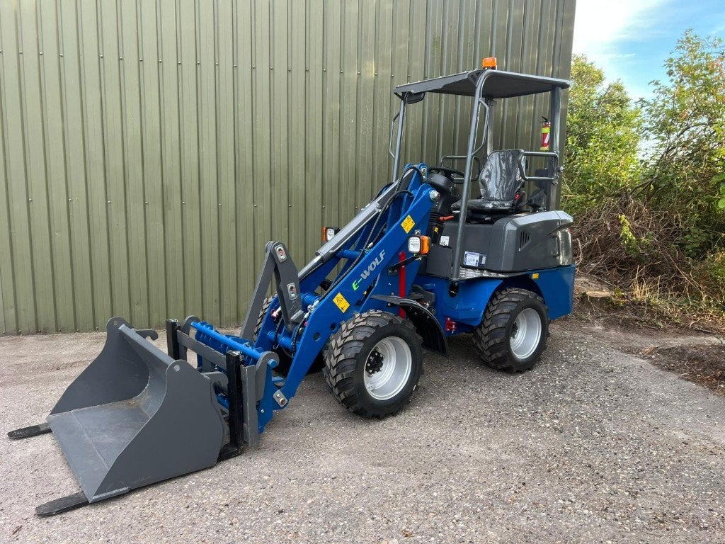 E-Wolf 606E minishovel NIEUW 100% Elektrisch 2000kgwiellader, Zakelijke goederen, Ophalen of Verzenden, Wiellader of Shovel