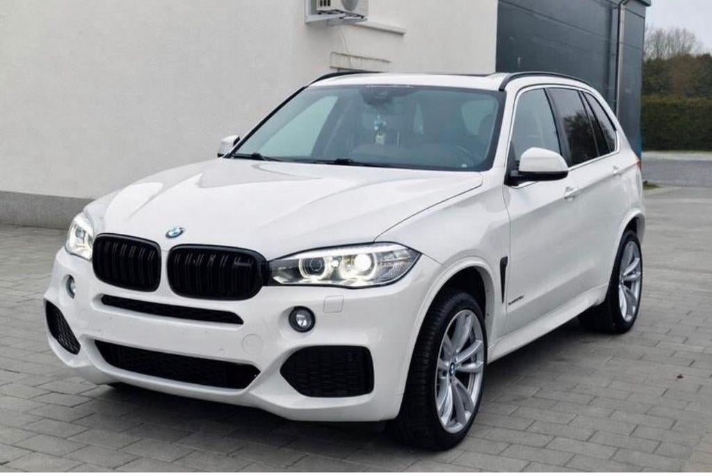 BMW X5 M- PAKKET 20  DUIM VELGEN LEDER AUTOMAAT, Automaat, Wit, Leder, Diesel